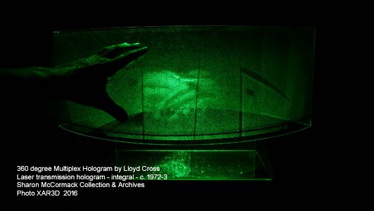 Multiplex Hologram - laser illuminated holographic stereogram - integral